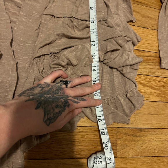 Tan casual boho ruffle cardigan - Picture 6 of 6